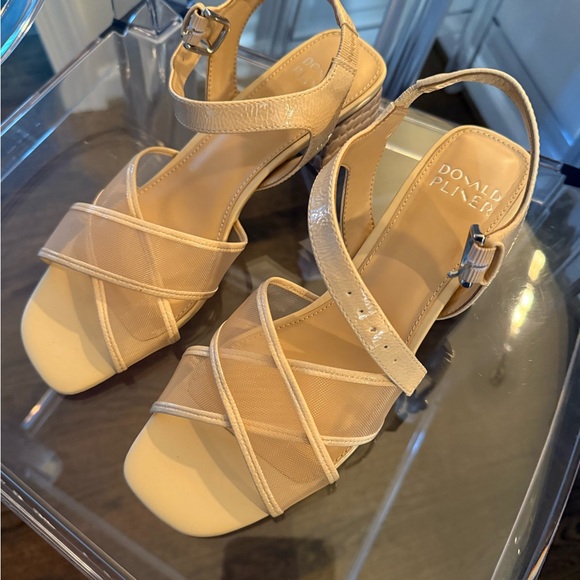Donald J. Pliner Nude Strappy Sandals - Picture 1 of 2